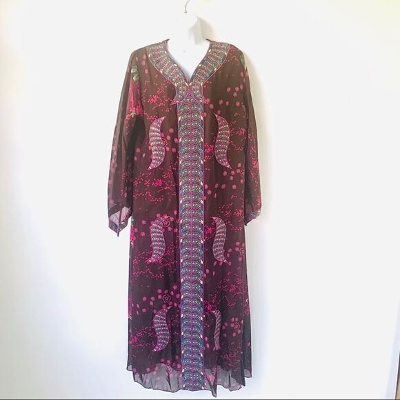 ORNATE FLOWY ASIAN SEQUIN EMBROIDERED DRESS - Picture 2 of 7